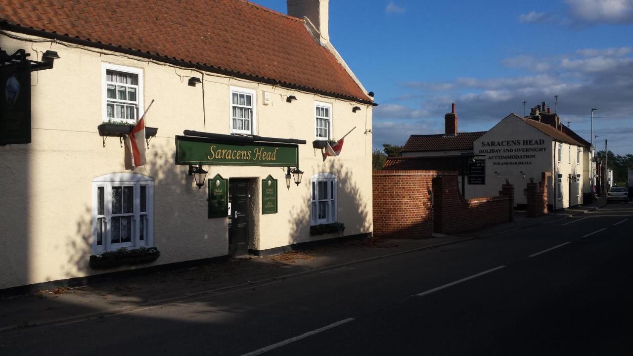 Апартаменти The Saracens Head Old Lounge Скегнесс Екстер'єр фото