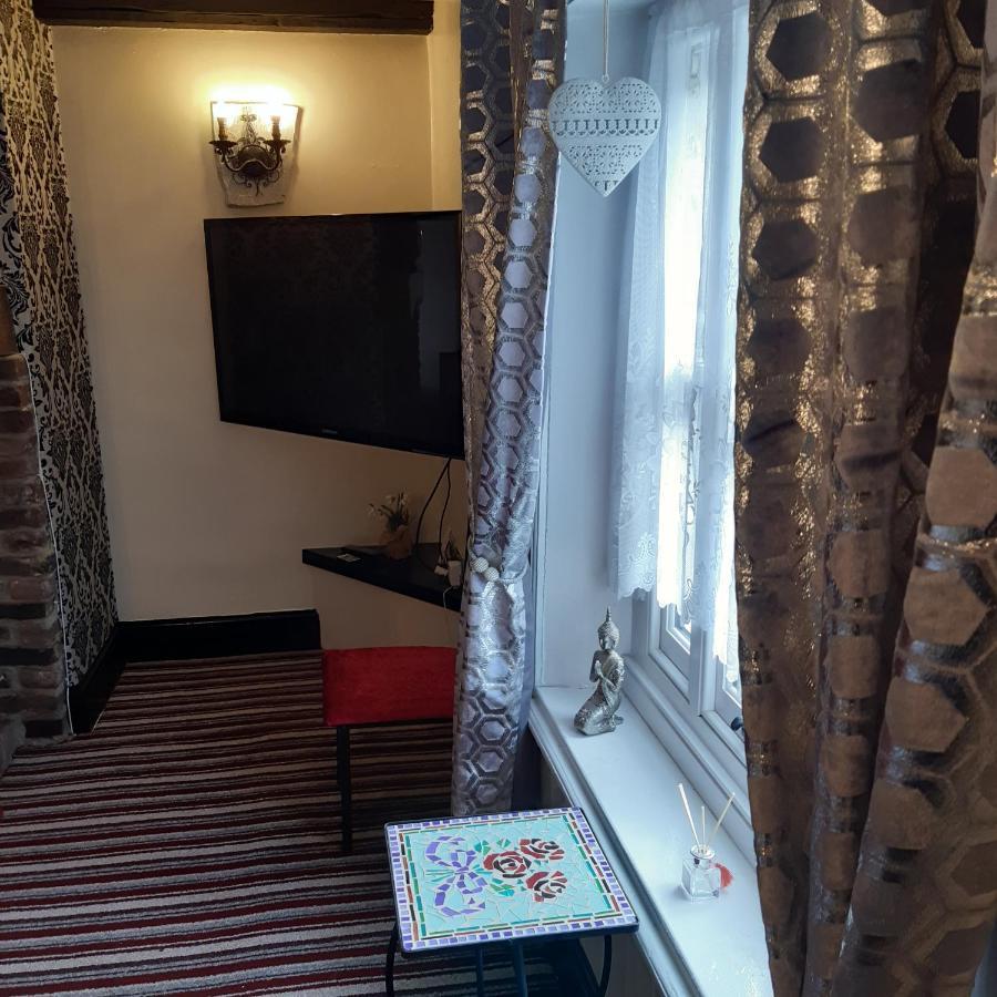 Апартаменти The Saracens Head Old Lounge Скегнесс Екстер'єр фото